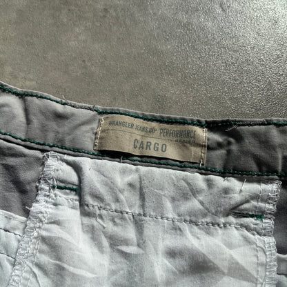 Wrangler Grey Cargo Shorts W33