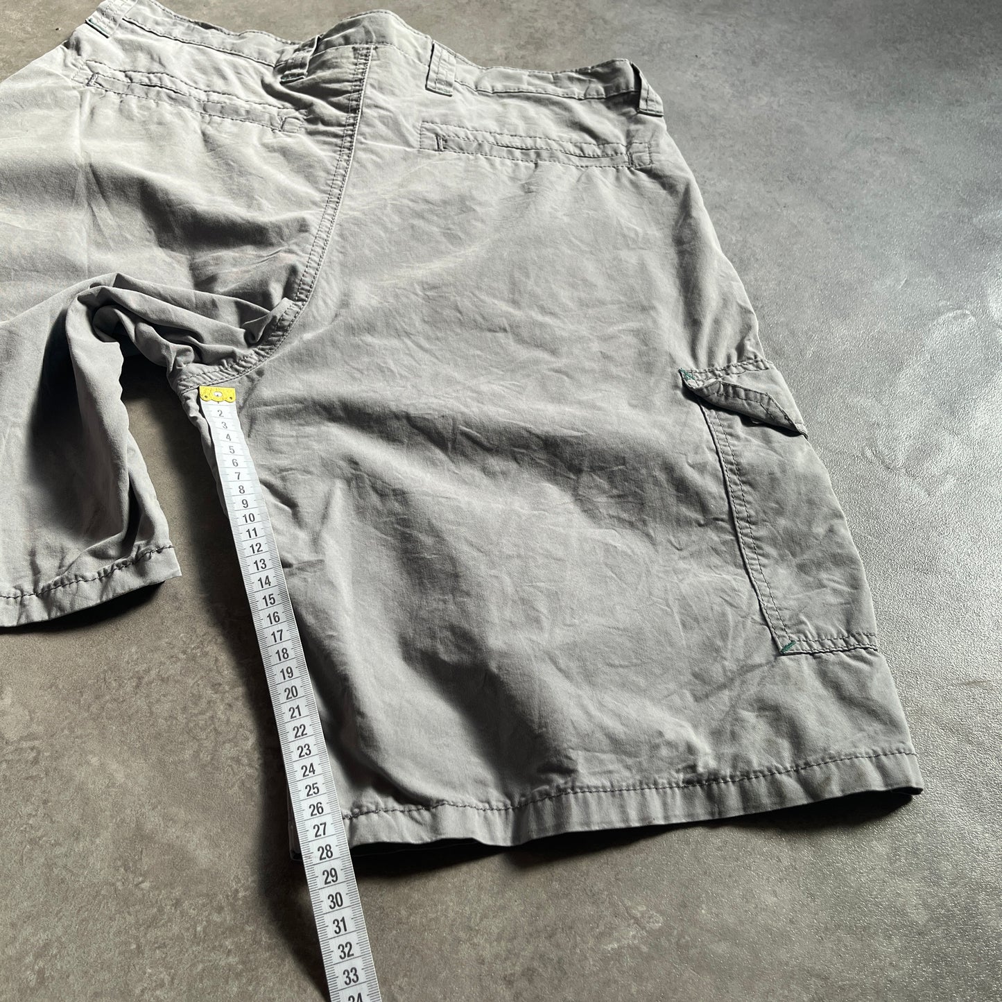 Wrangler Grey Cargo Shorts W33