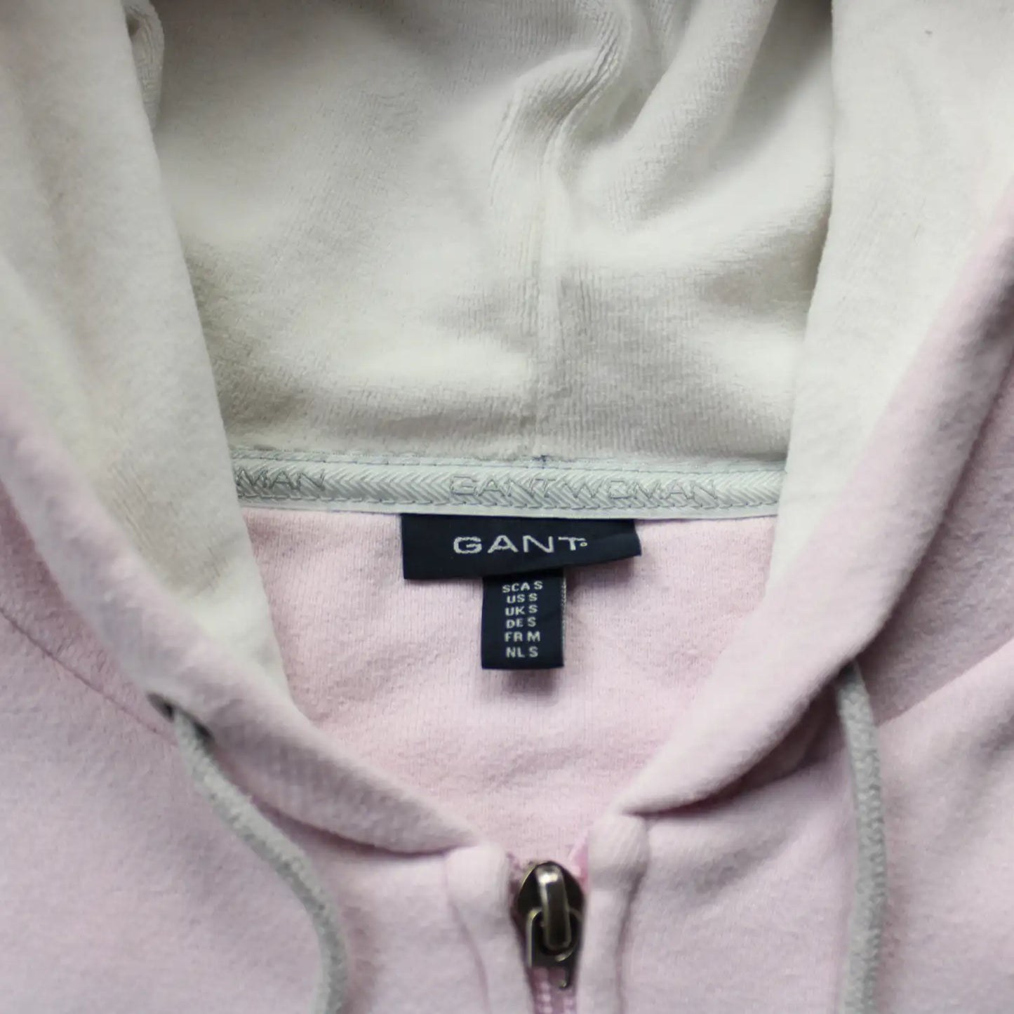 GANT Zip Hoodie – Light Pink (Woman-S)