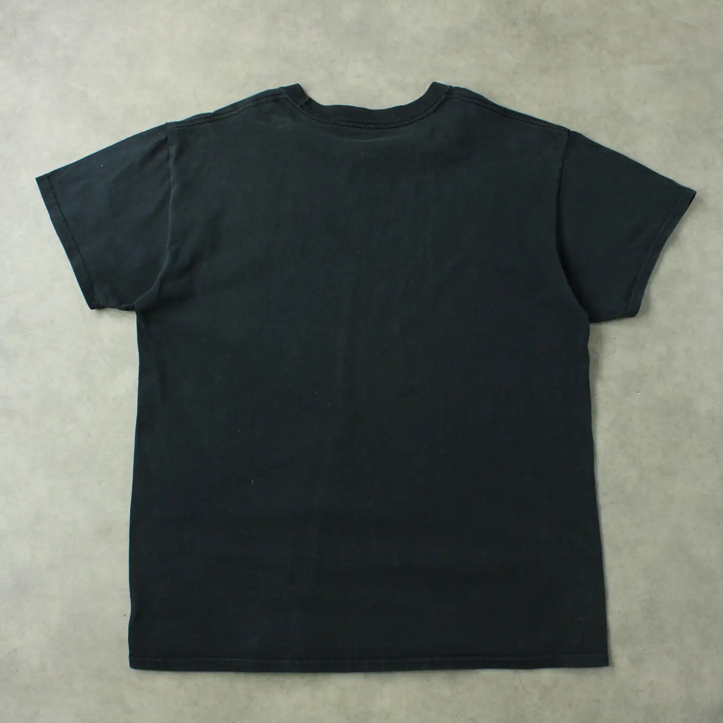 Gildan Dobermann Graphic T-Shirt – Black (Man-L)