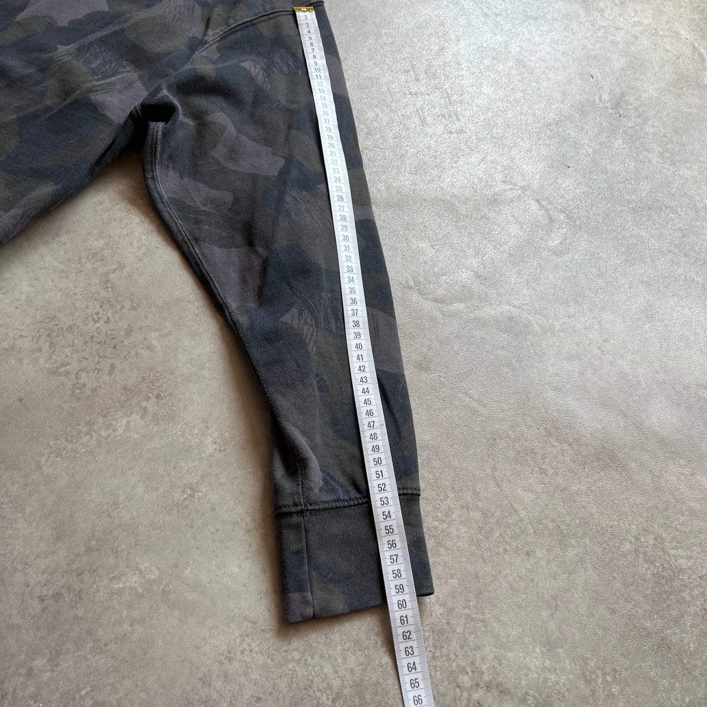 Levi's Camo Sweatshirt L