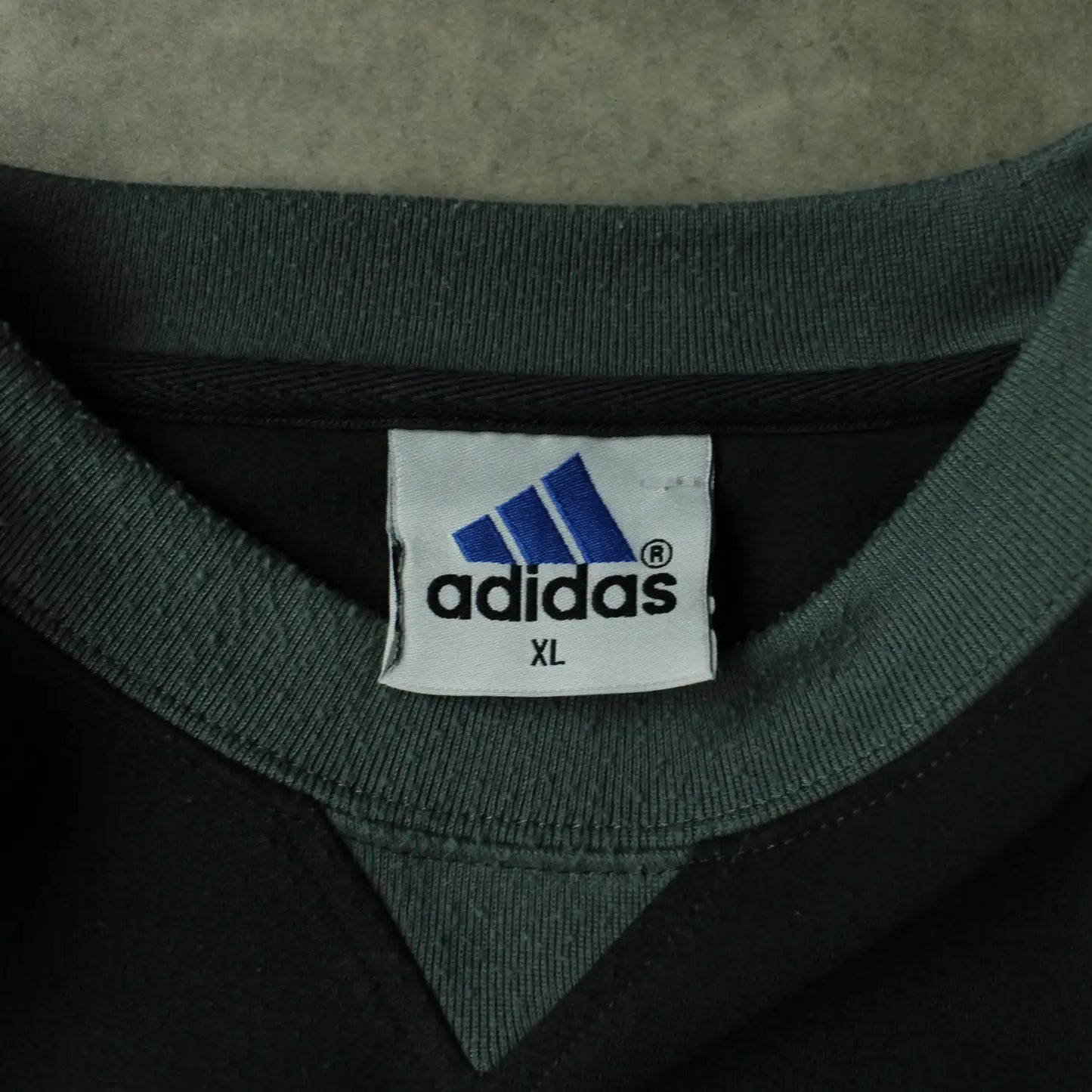 Adidas Crewneck Sweatshirt – Grey/Black (Man-XL)
