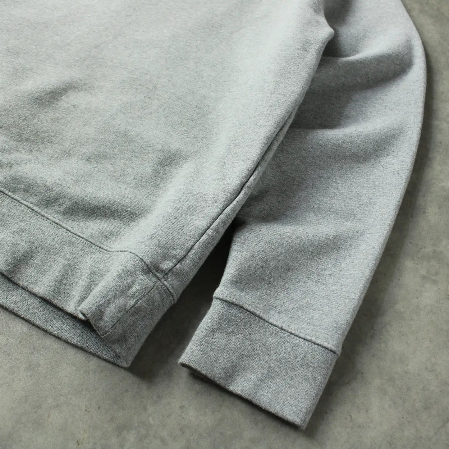 Levi’s Classic Crewneck – Grey (Man-M)