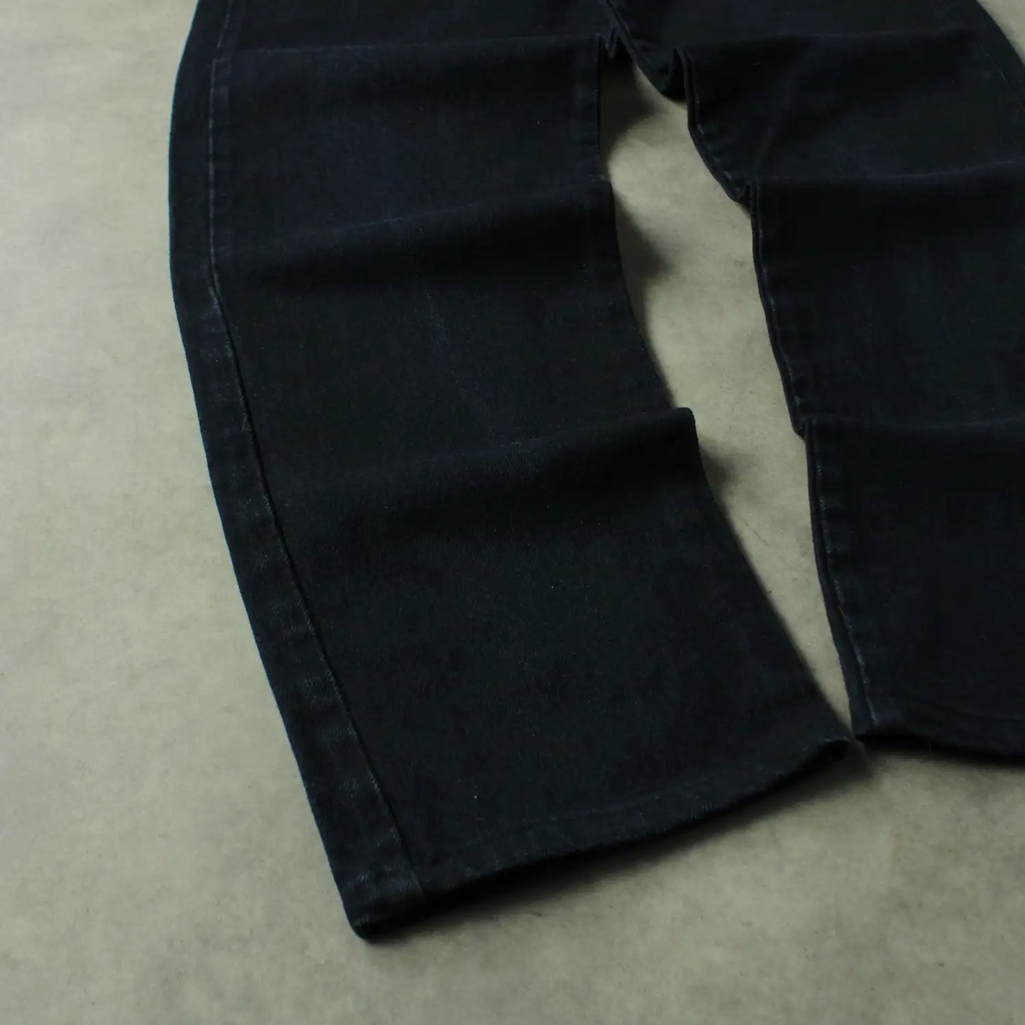 Thomas Tade Mark Regular Fit Jeans – Black Denim (Man-W32)