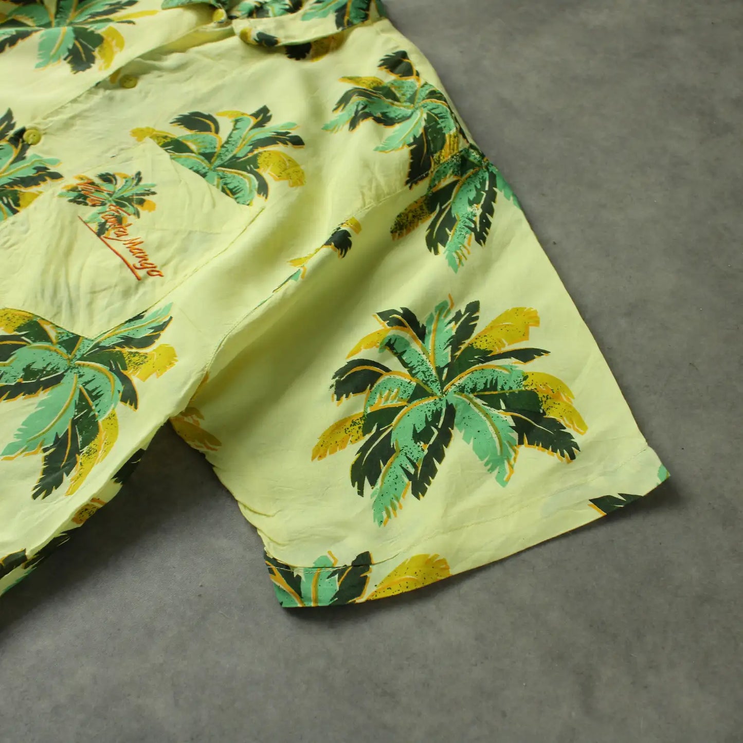 Viva Fanta Mango Hawaiian Shirt – Yellow Palm Print (Man-M)