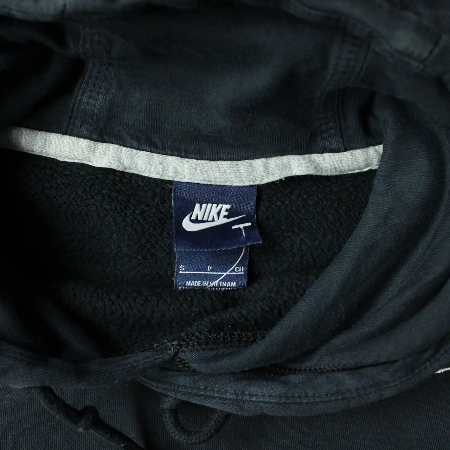 Nike Embroidered Logo Hoodie – Black (Man-S)