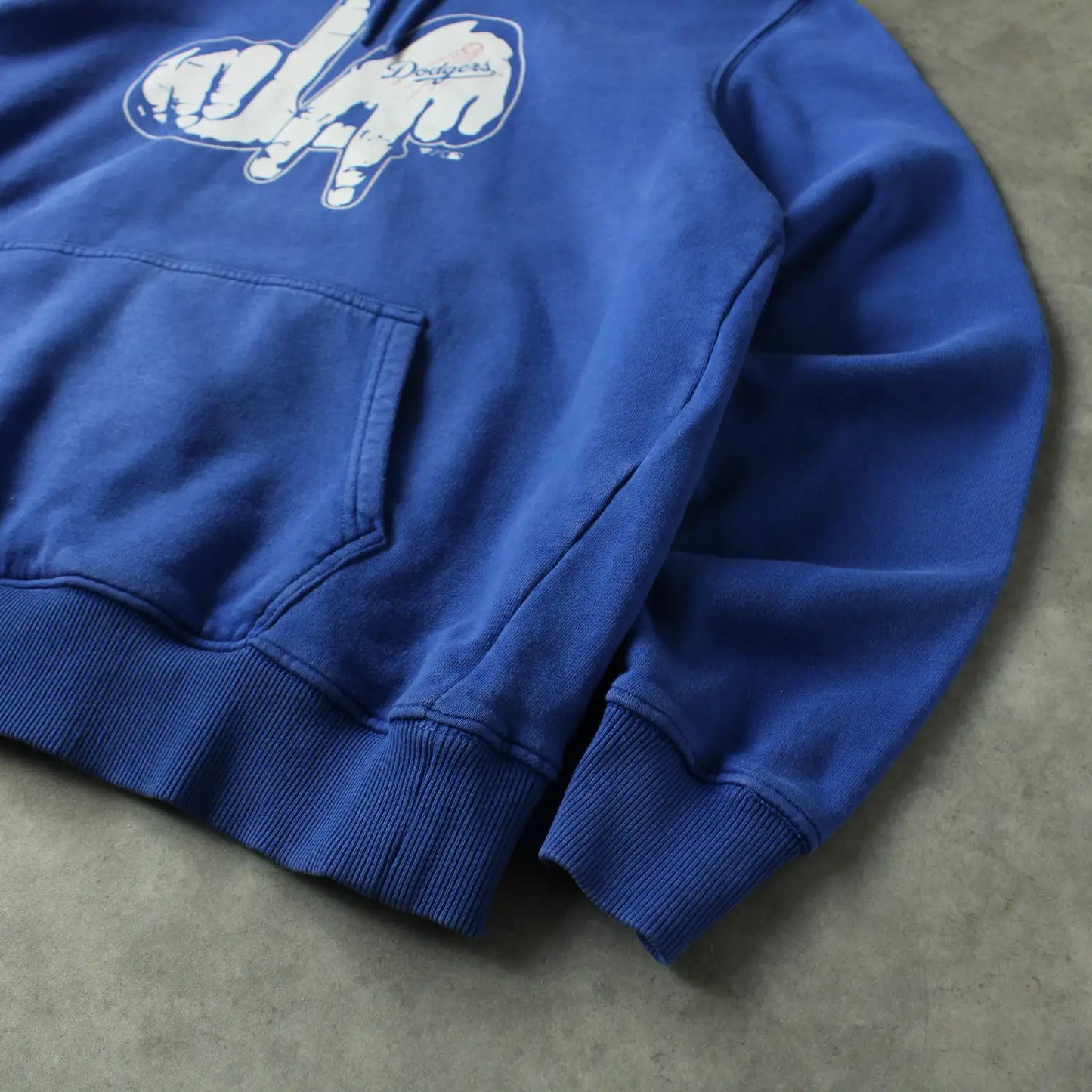 Genuine Merchandise Los Angeles Dodgers Graphic Hoodie – Blue (Man-L)