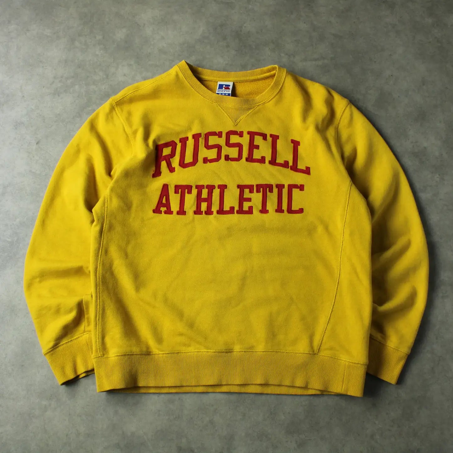 Russell Athletic Embroidered Crewneck Sweatshirt – Yellow (Man-M)