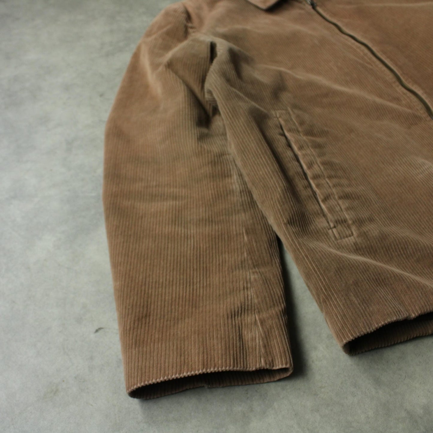 Hugo Boss Corduroy Zip Jacket – Brown (Man-L)