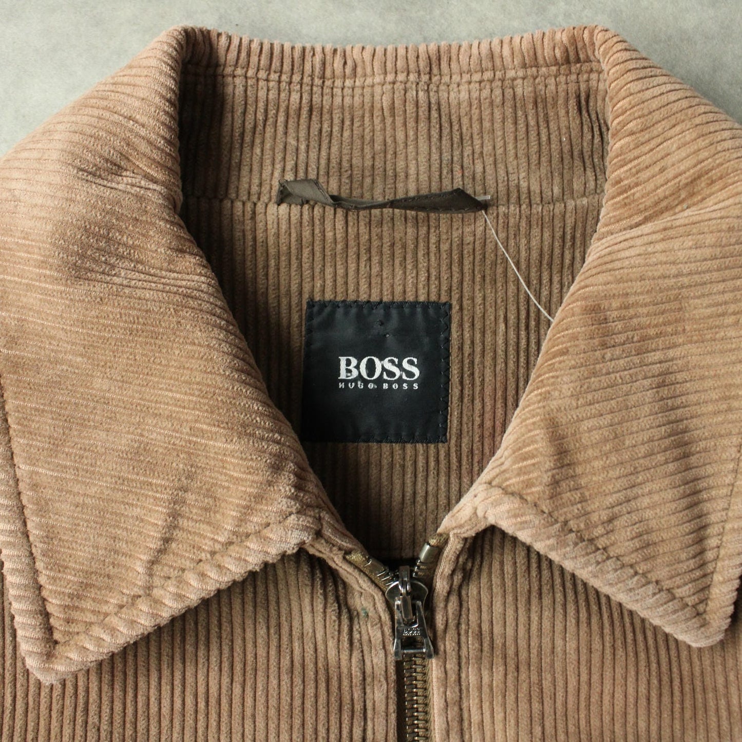Hugo Boss Corduroy Zip Jacket – Brown (Man-L)