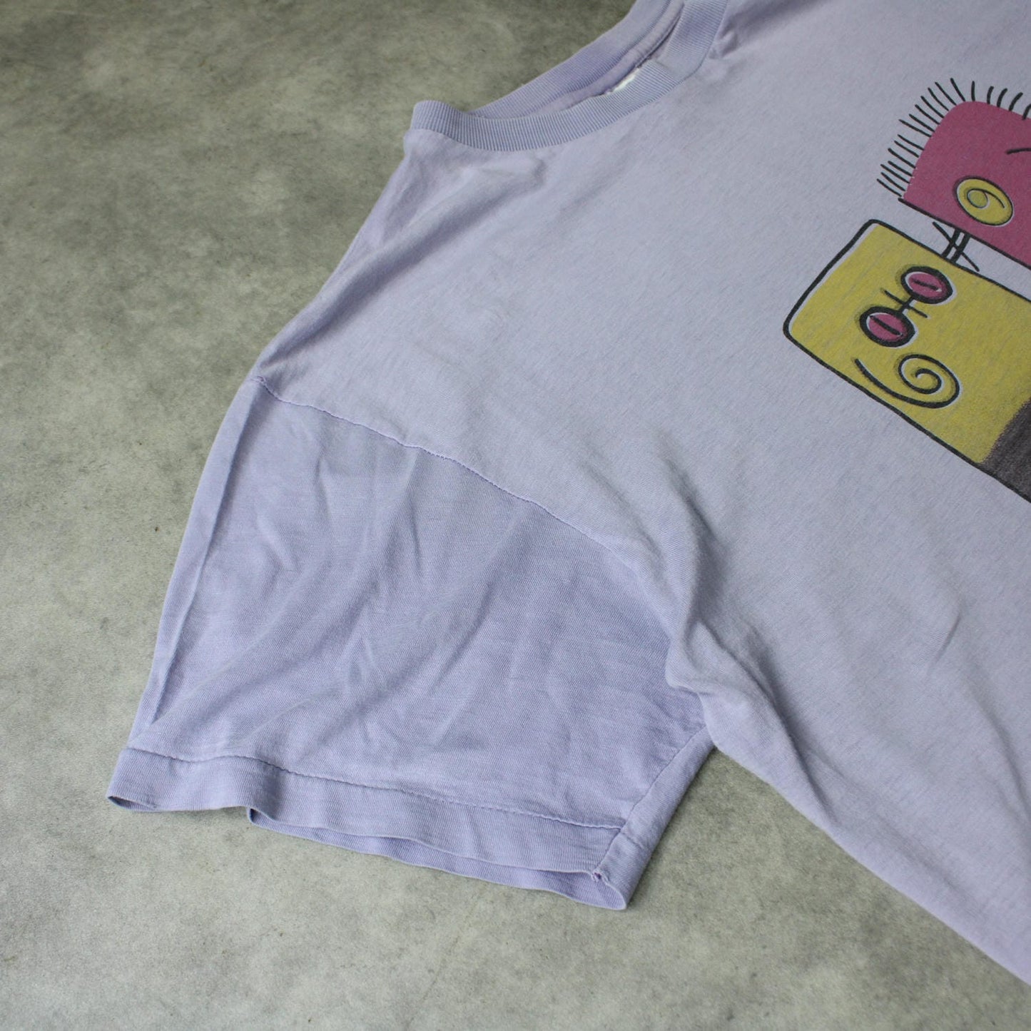 3K Vintage Graphic Print T-Shirt – Light Purple (Man-M)