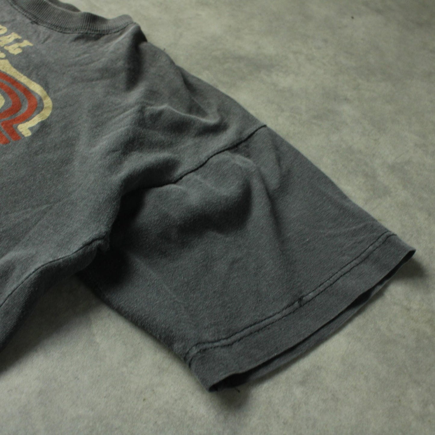 Tribal Tattoo Graphic Vintage T-Shirt – Dark Grey (Man-S)